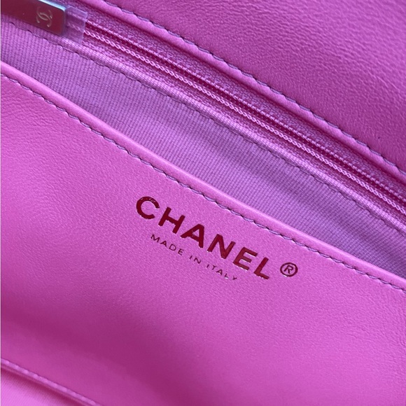 CHANEL 🩷 22S Large Quilted Pink Lambskin Leather Funky Town Flap Bag - Picture 9 of 16